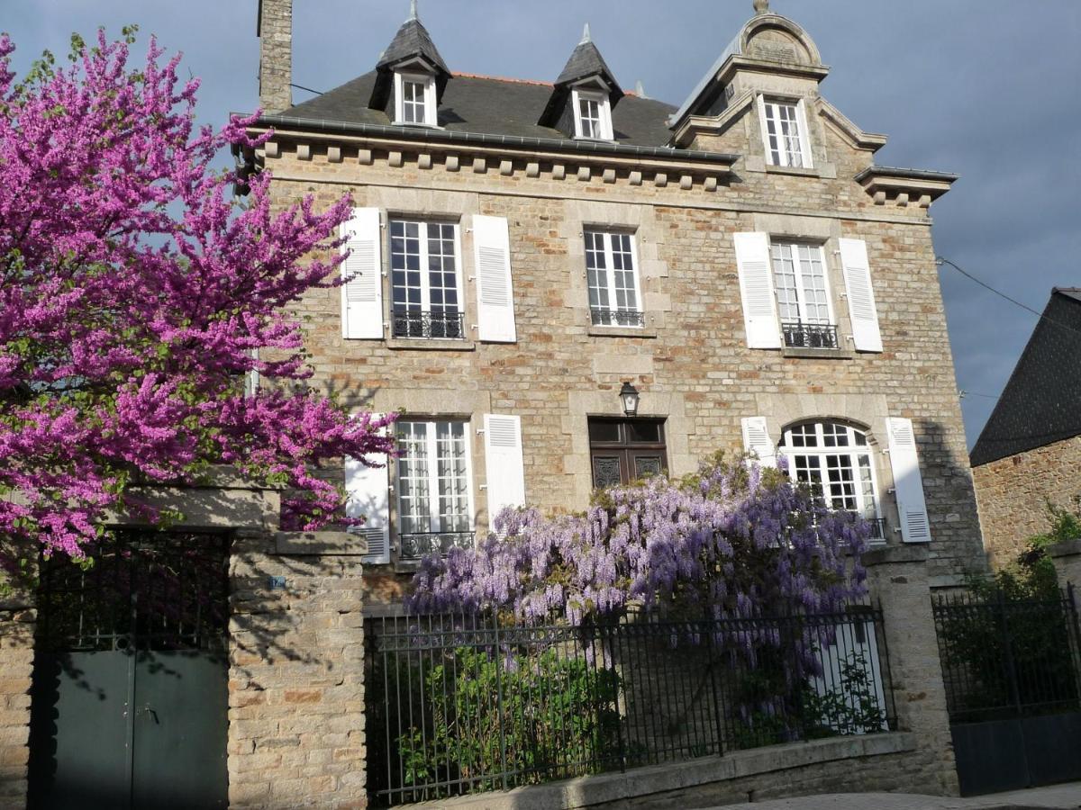 Le 14 St Michel Bed and Breakfast Josselin Εξωτερικό φωτογραφία