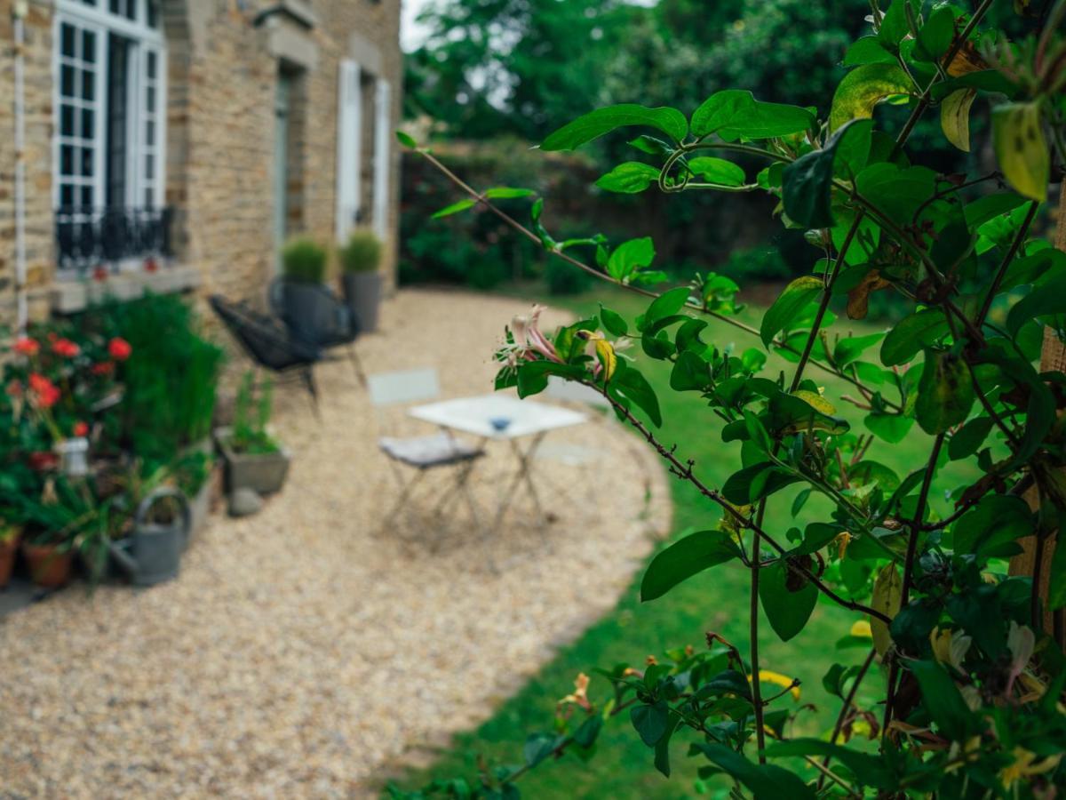 Le 14 St Michel Bed and Breakfast Josselin Εξωτερικό φωτογραφία