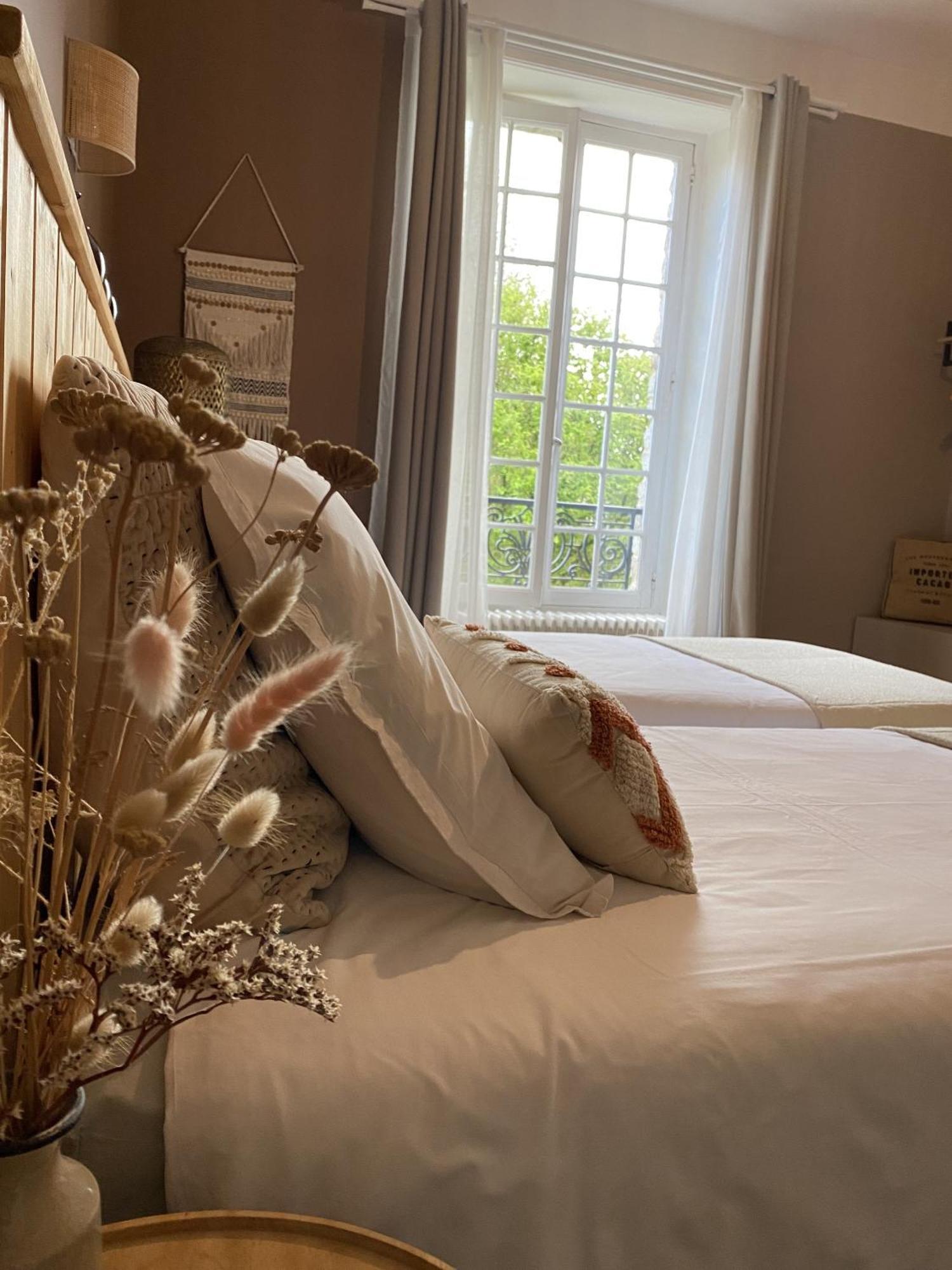 Le 14 St Michel Bed and Breakfast Josselin Εξωτερικό φωτογραφία