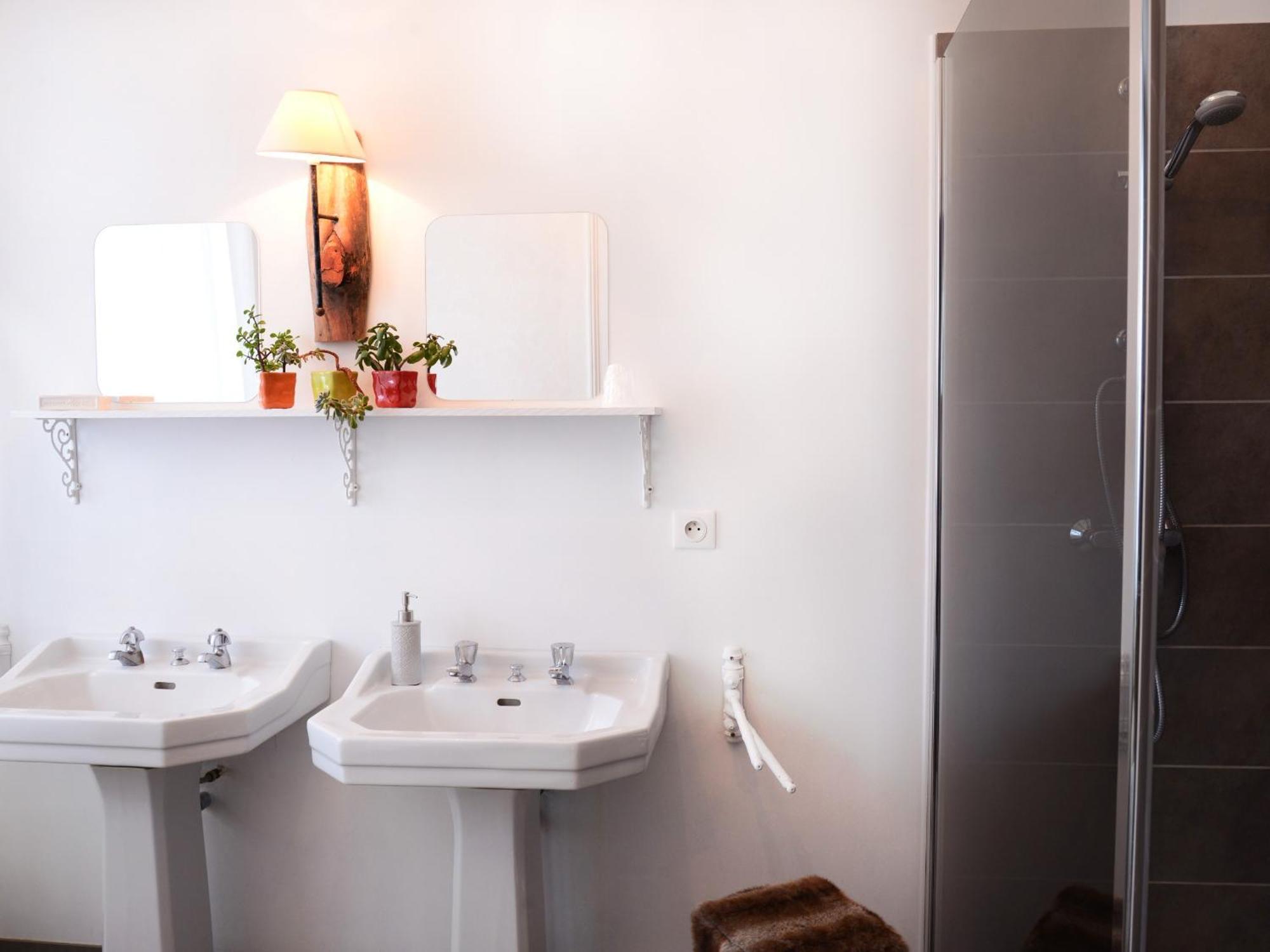 Le 14 St Michel Bed and Breakfast Josselin Δωμάτιο φωτογραφία