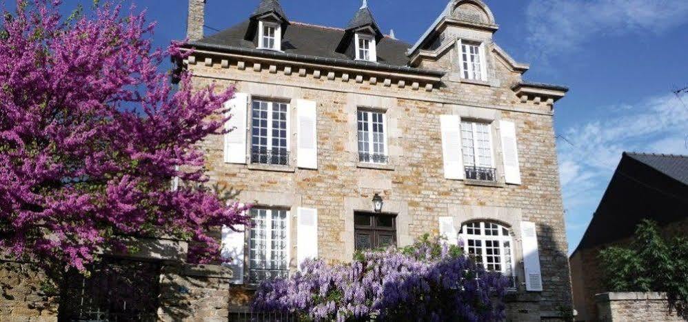 Le 14 St Michel Bed and Breakfast Josselin Εξωτερικό φωτογραφία