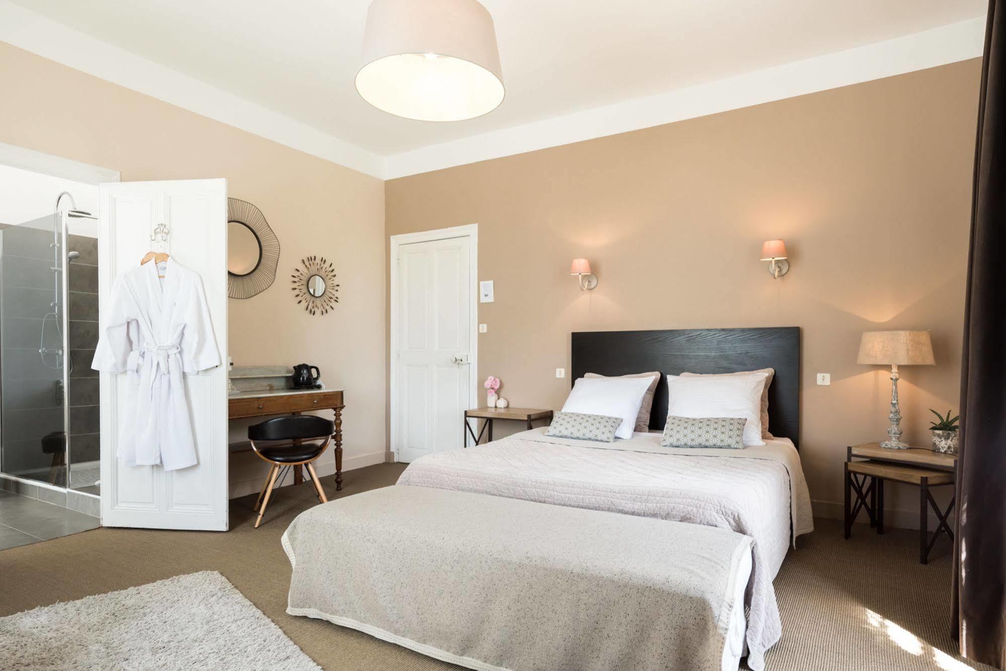Le 14 St Michel Bed and Breakfast Josselin Εξωτερικό φωτογραφία