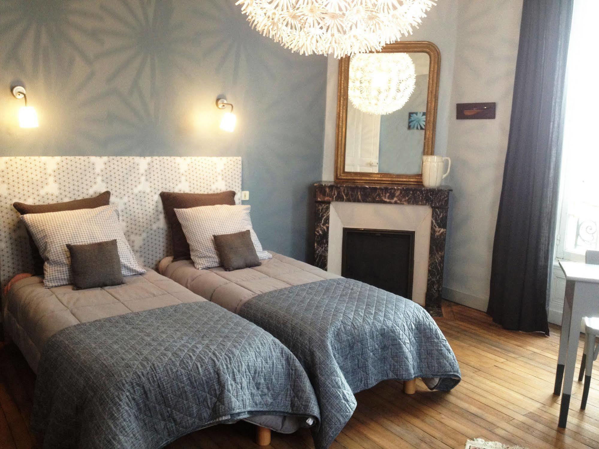 Le 14 St Michel Bed and Breakfast Josselin Εξωτερικό φωτογραφία